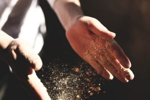Làm thế nào để thoát khỏi một lỗi bột trong nhà bếp
